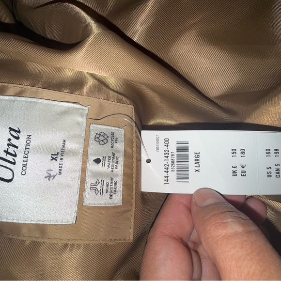 Abercrombie & Fitch Puffer Coat - Picture 6 of 7